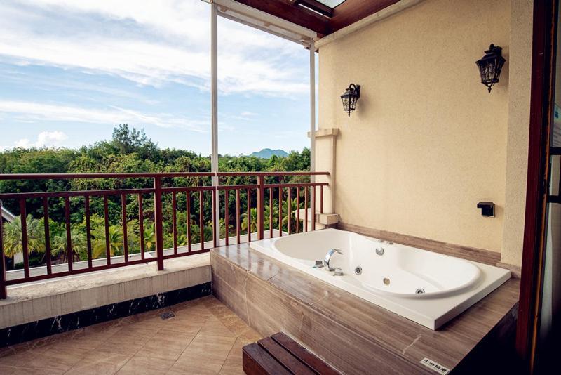 ZhongAo Hotel Shimei Bay Wanning Exterior foto